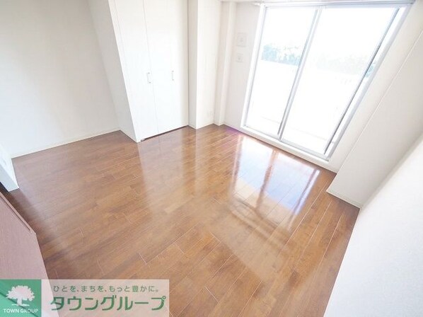 レジディア新横浜の物件内観写真